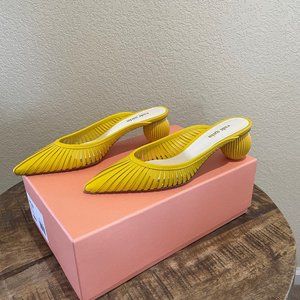 Cult Gaia Alia Mule - Yellow